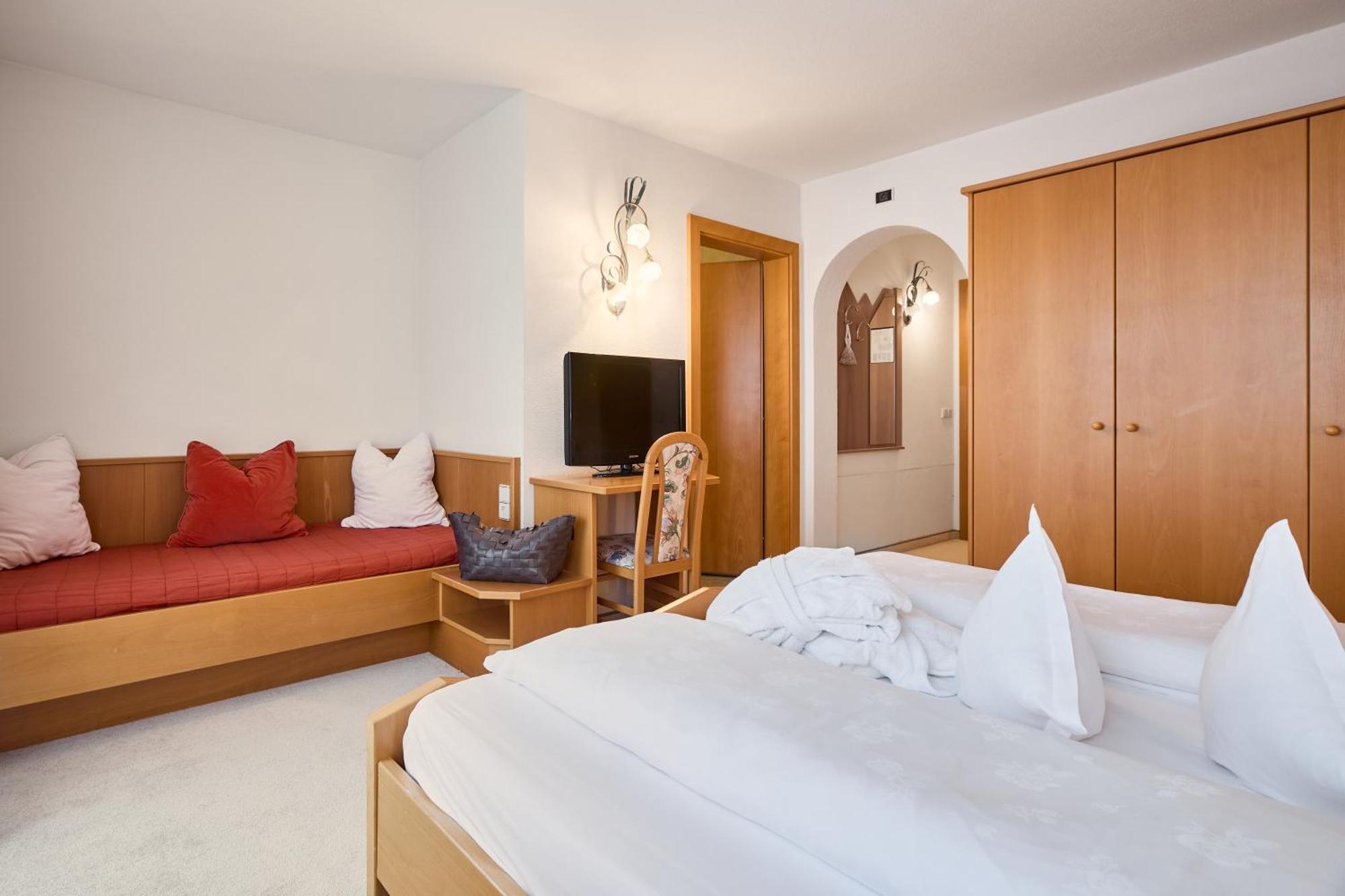Berghotel راسيني المظهر الخارجي الصورة