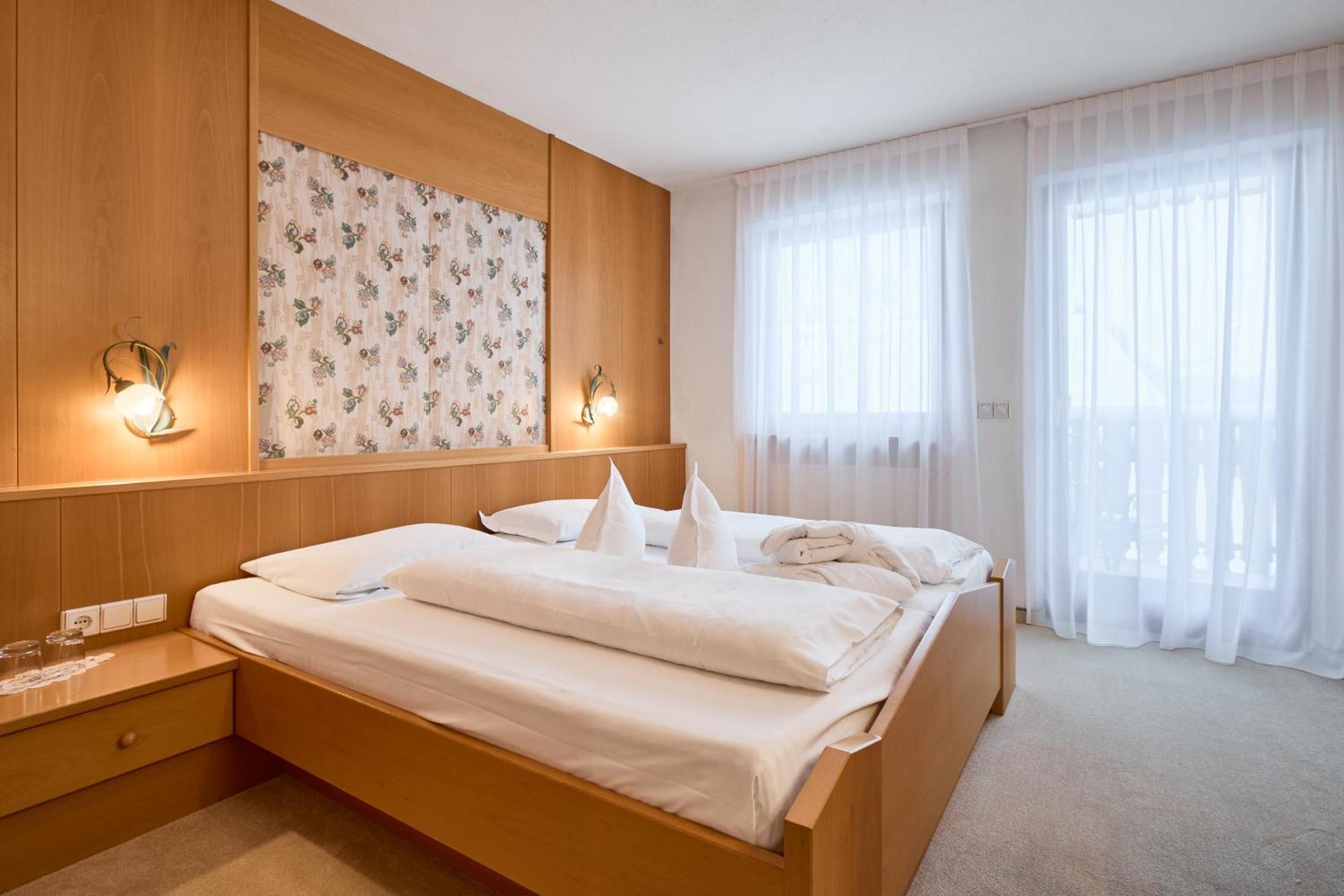 Berghotel راسيني المظهر الخارجي الصورة
